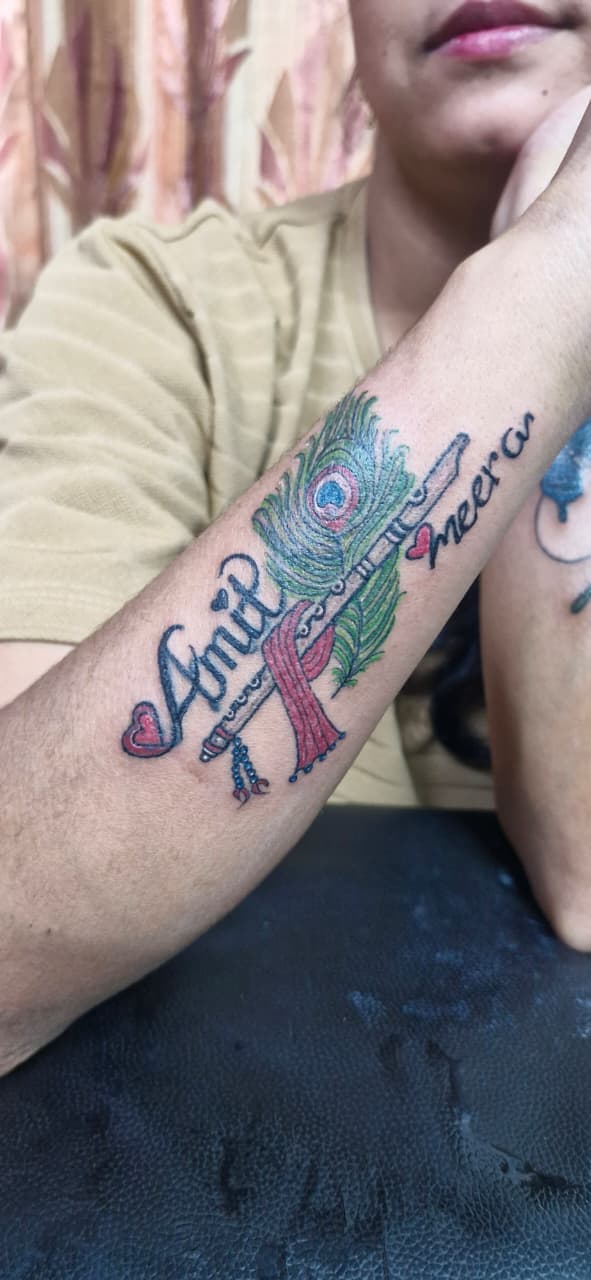 Om Tattoo studio artistry and tattoo experience
